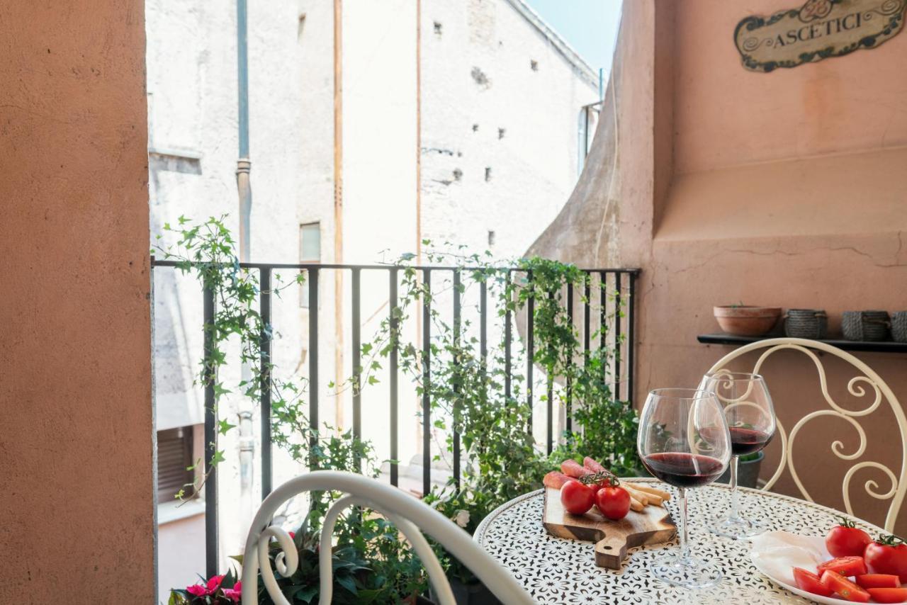 Domus Quiritum Charming, Appartamento D'Epoca A Campo De' Fiori Ρώμη Εξωτερικό φωτογραφία